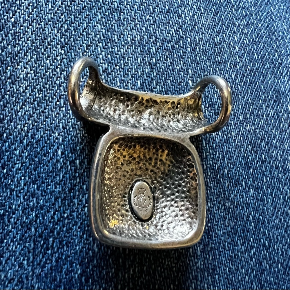 Textured antique silver tone metal w/black accents pendant - Picture 5 of 5